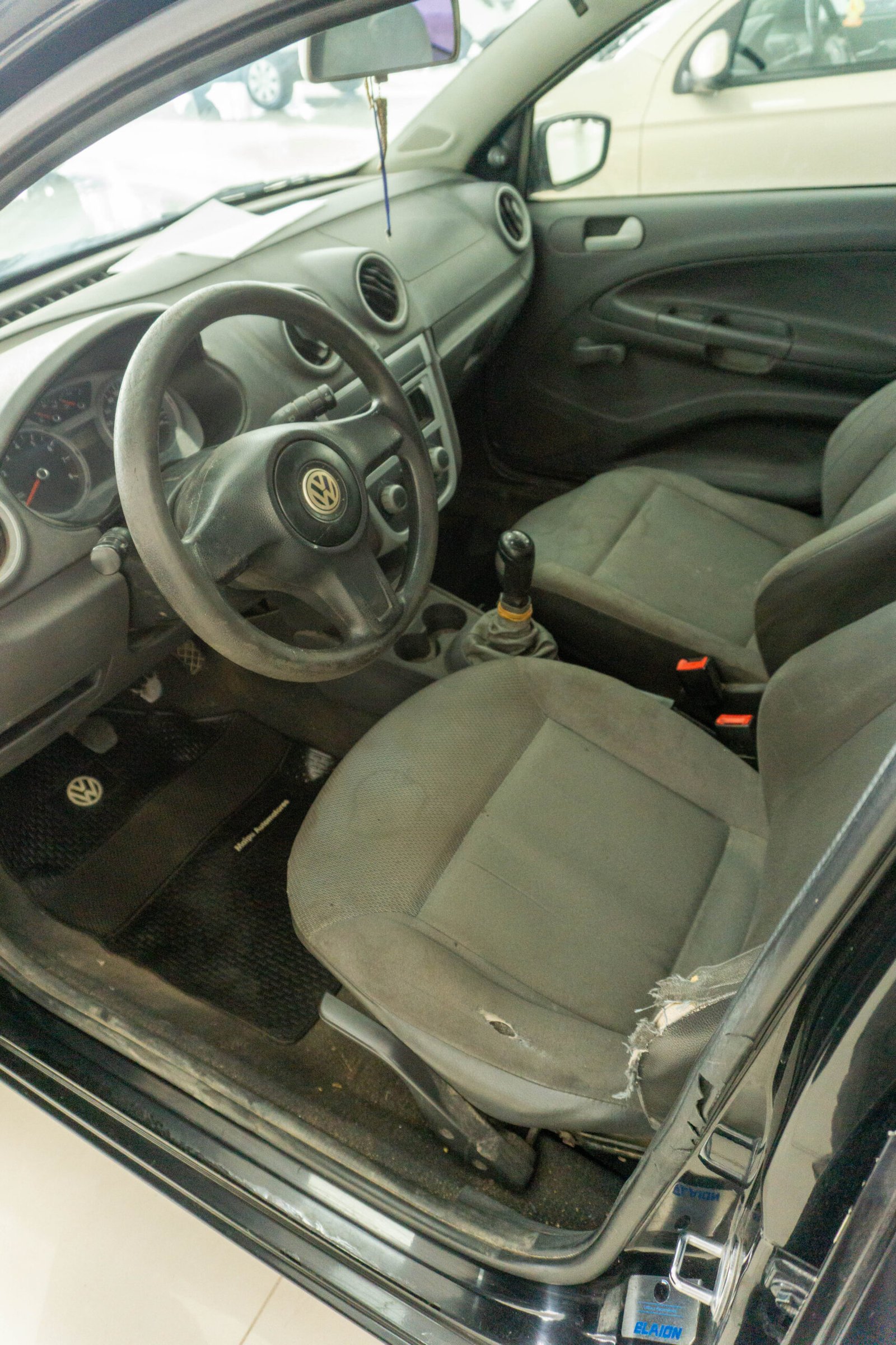 VOLKSWAGEN GOL