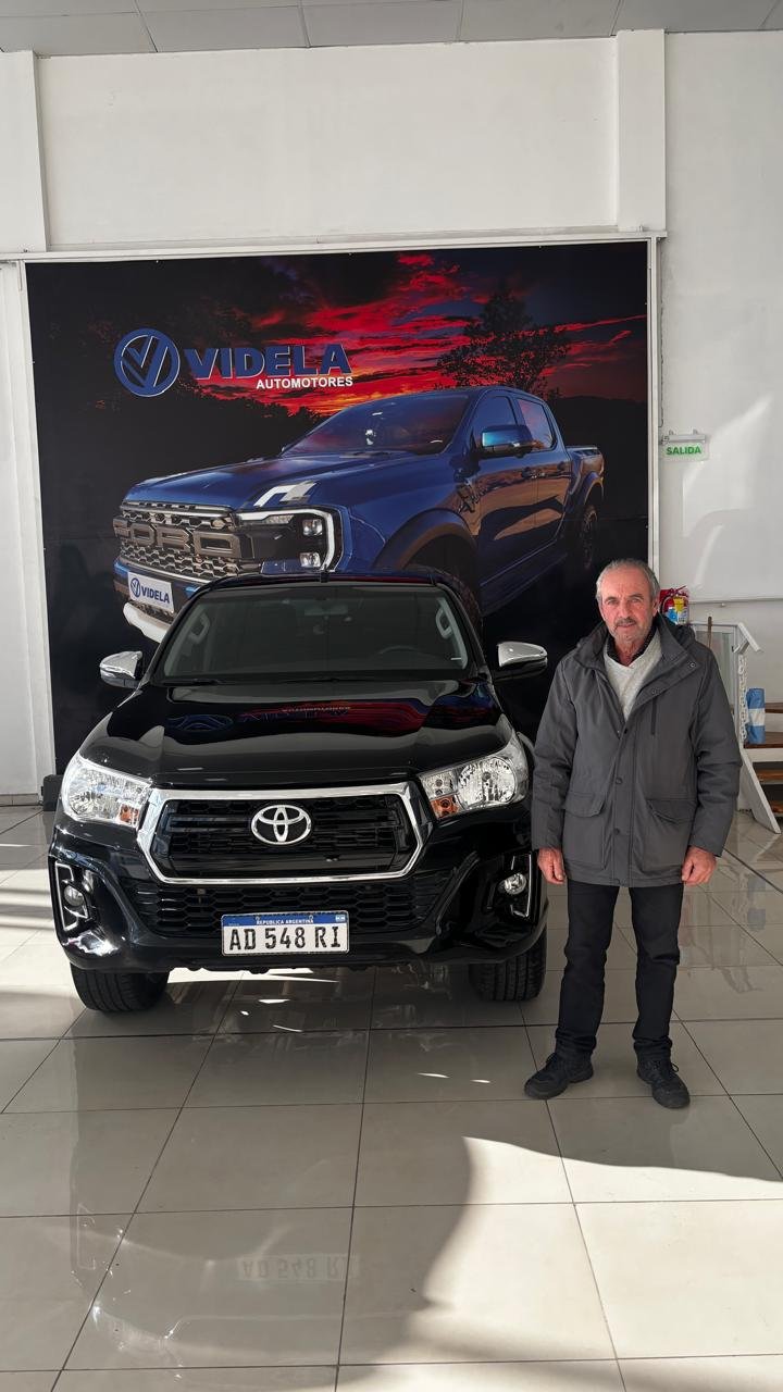 HILUX LUNES