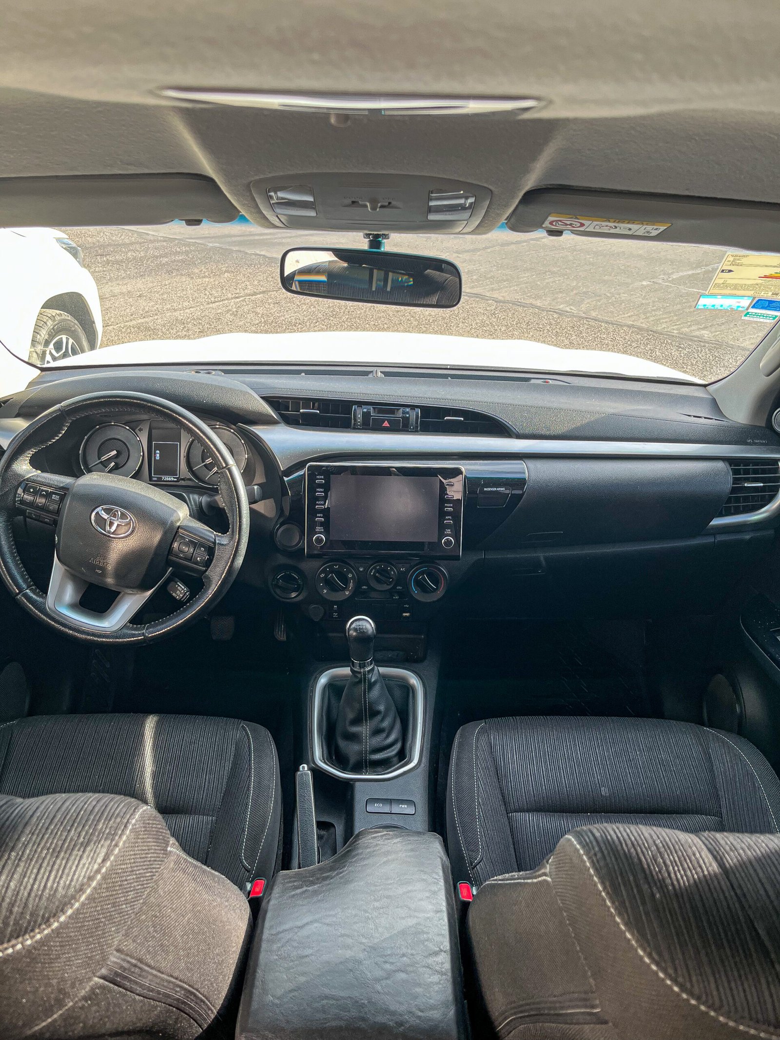 
								TOYOTA full									