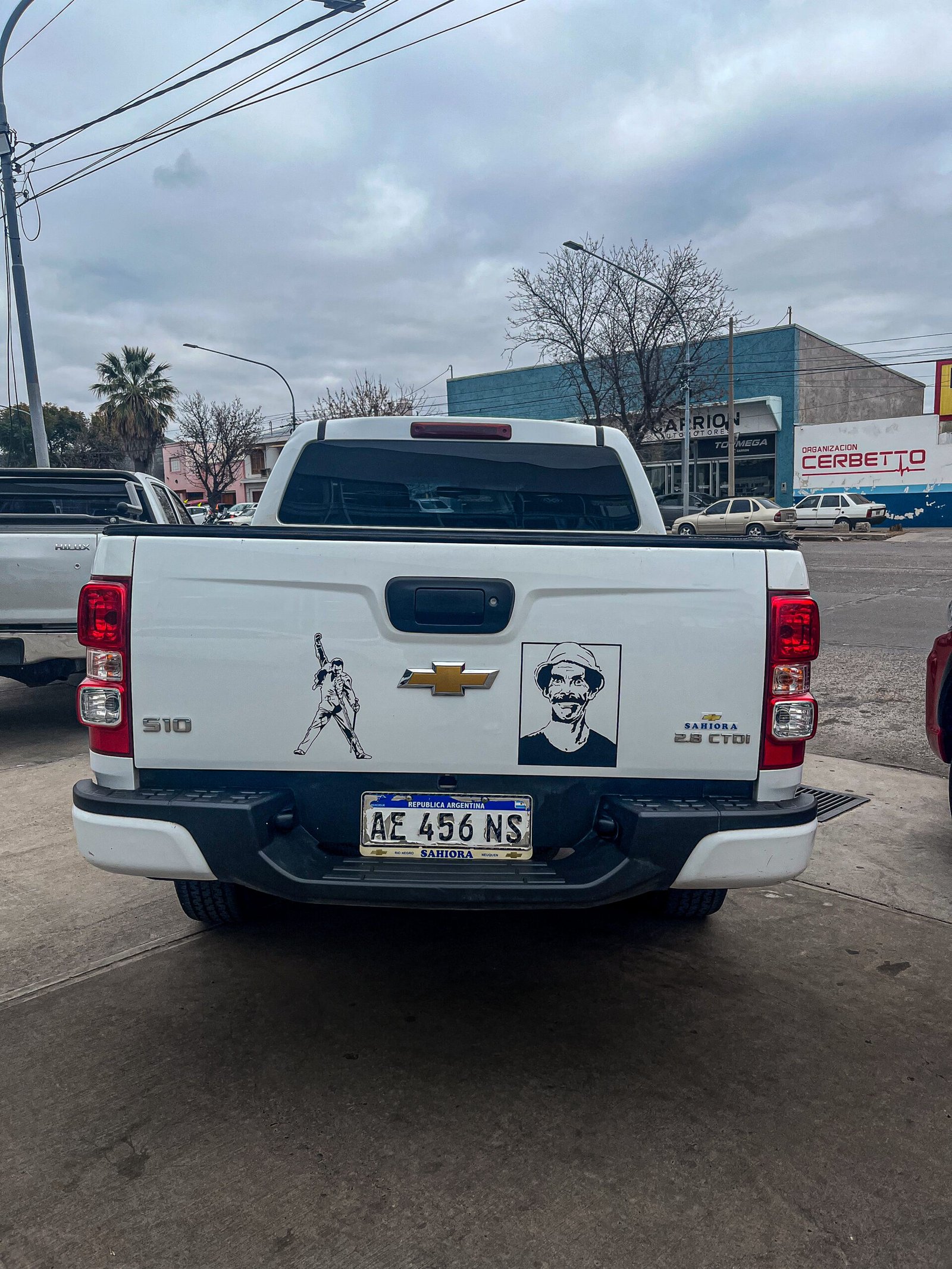 
								Chevrolet full									