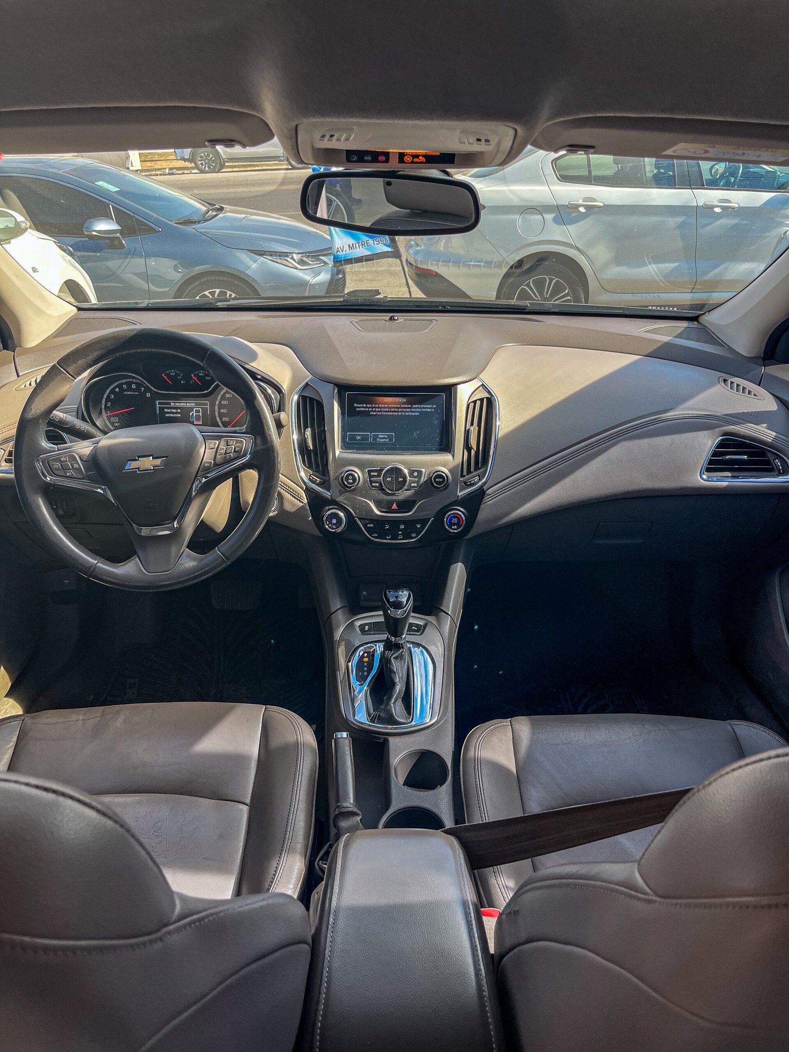 
								Chevrolet Cronos full									