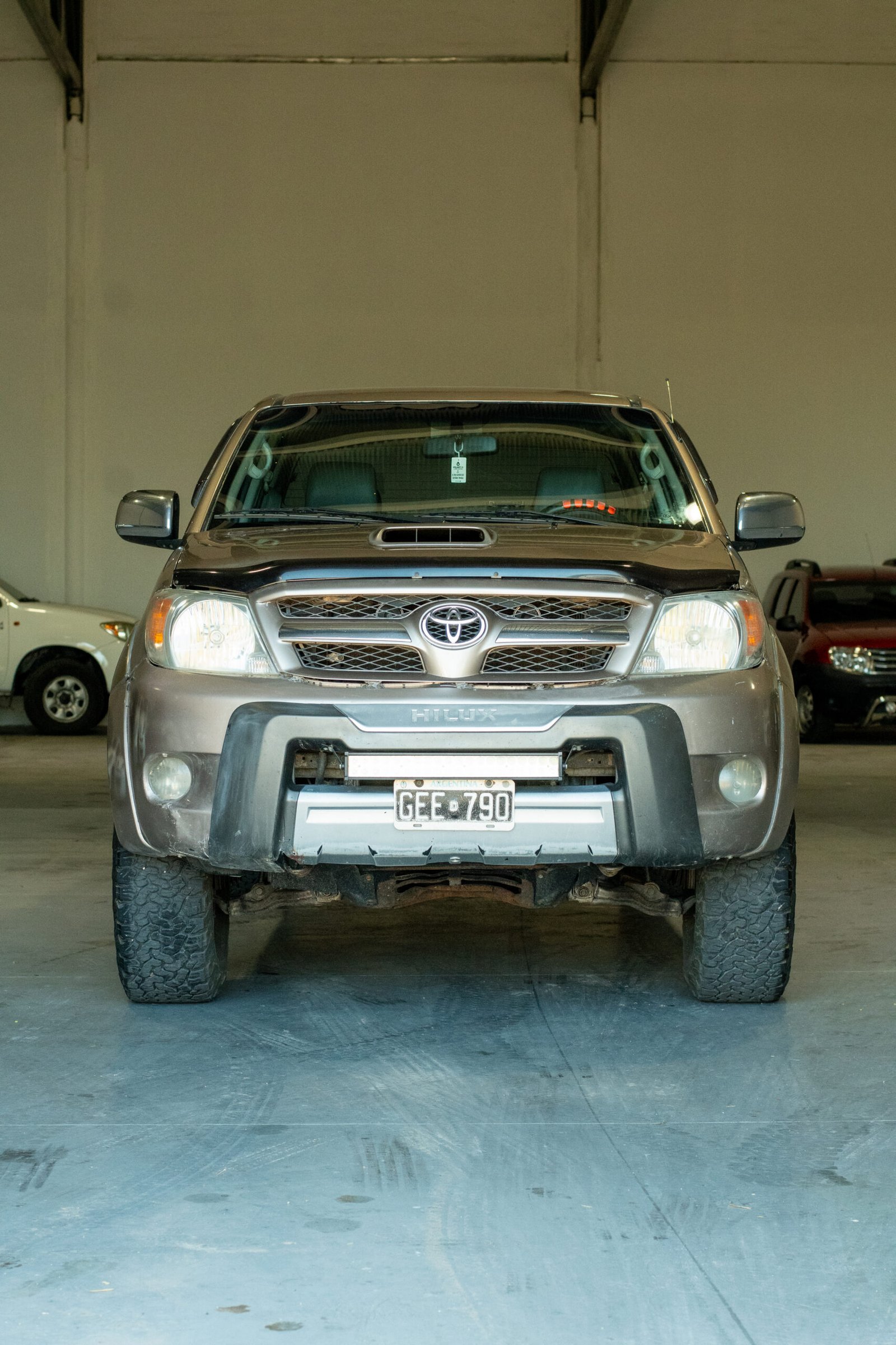 TOYOTA HILUX