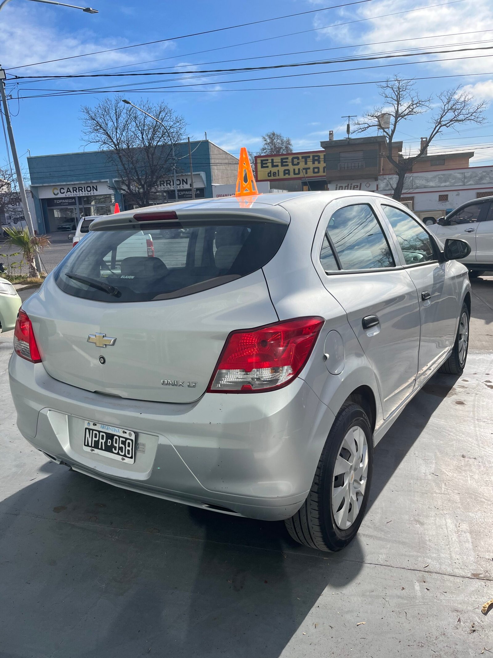 
								Chevrolet full									