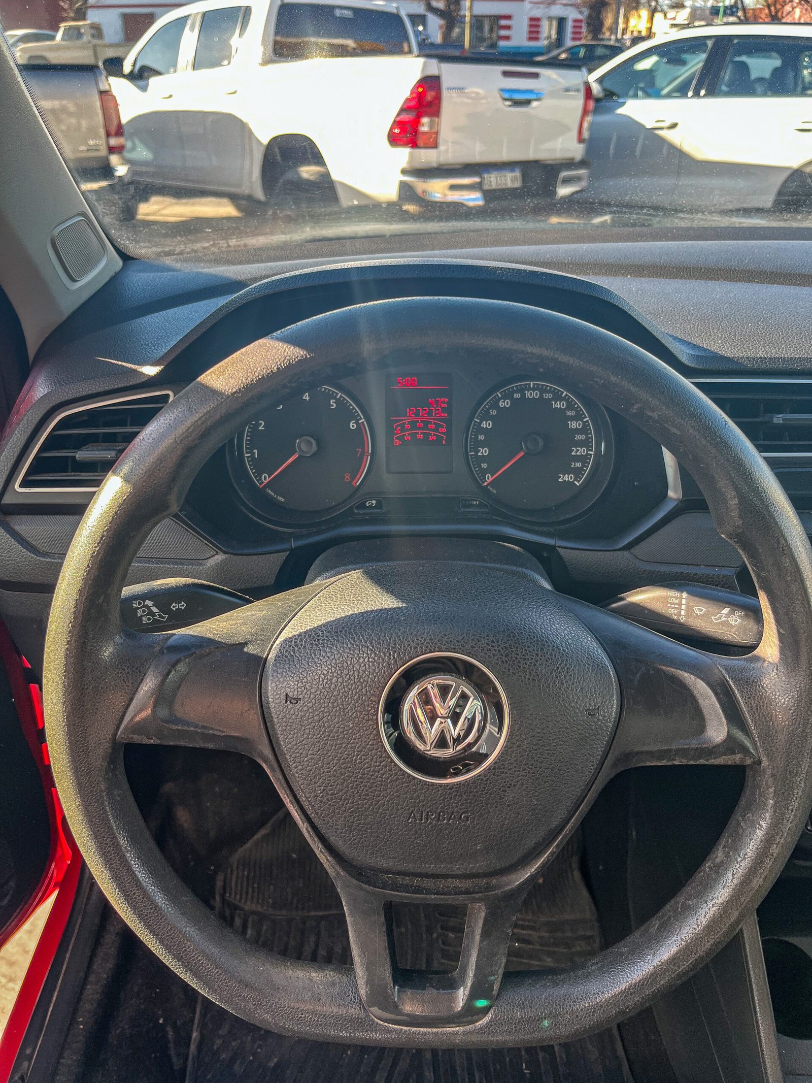 
								Volkswagen full									